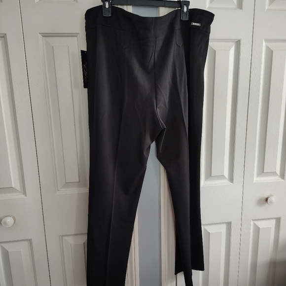 Rekucci Woman Secret Figure Tummy Control Boot cut Black Pants 24wp - Picture 3 of 10